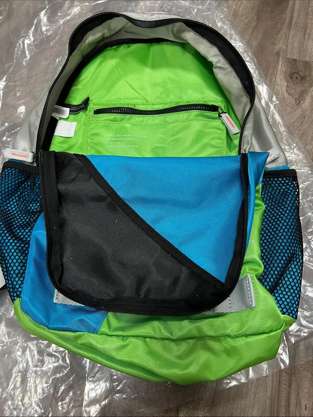 Marc Jacobs brand new